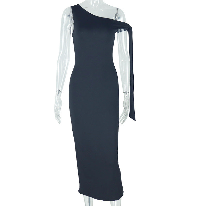 Lydia – Elegant Asymmetric Sleeveless Dress