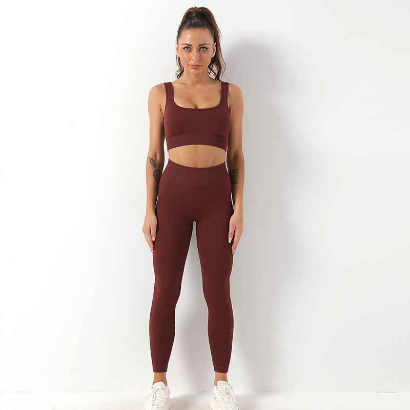 Nicola – Seamless Yoga Set with High Waist Leggings