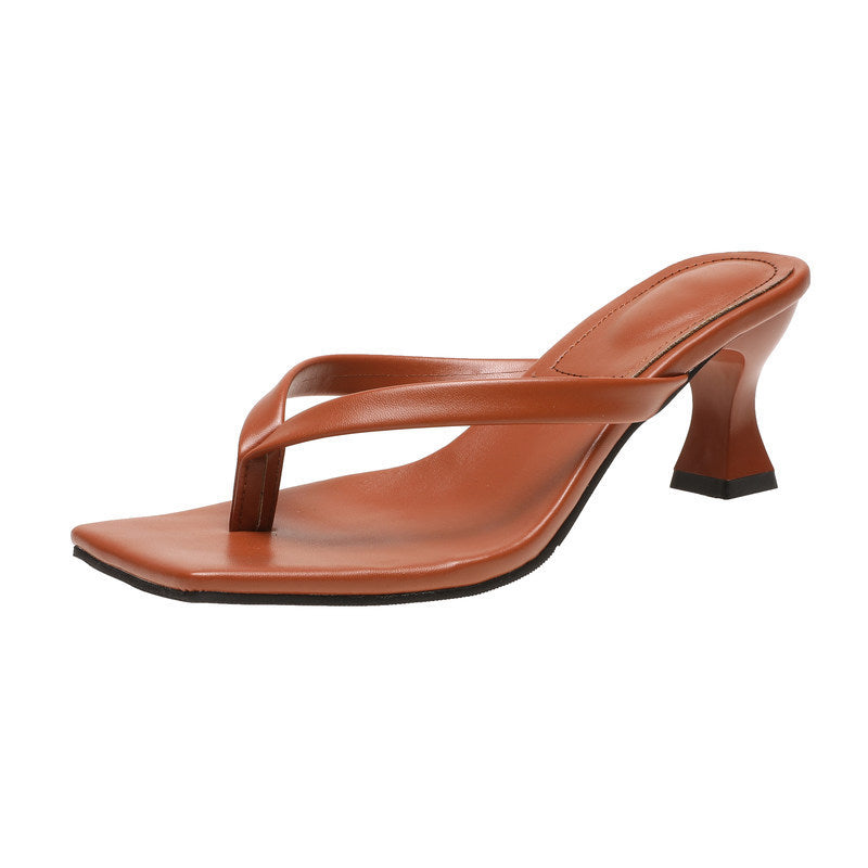 Joan – Square-Headed Beach Sandals with Thick Heels