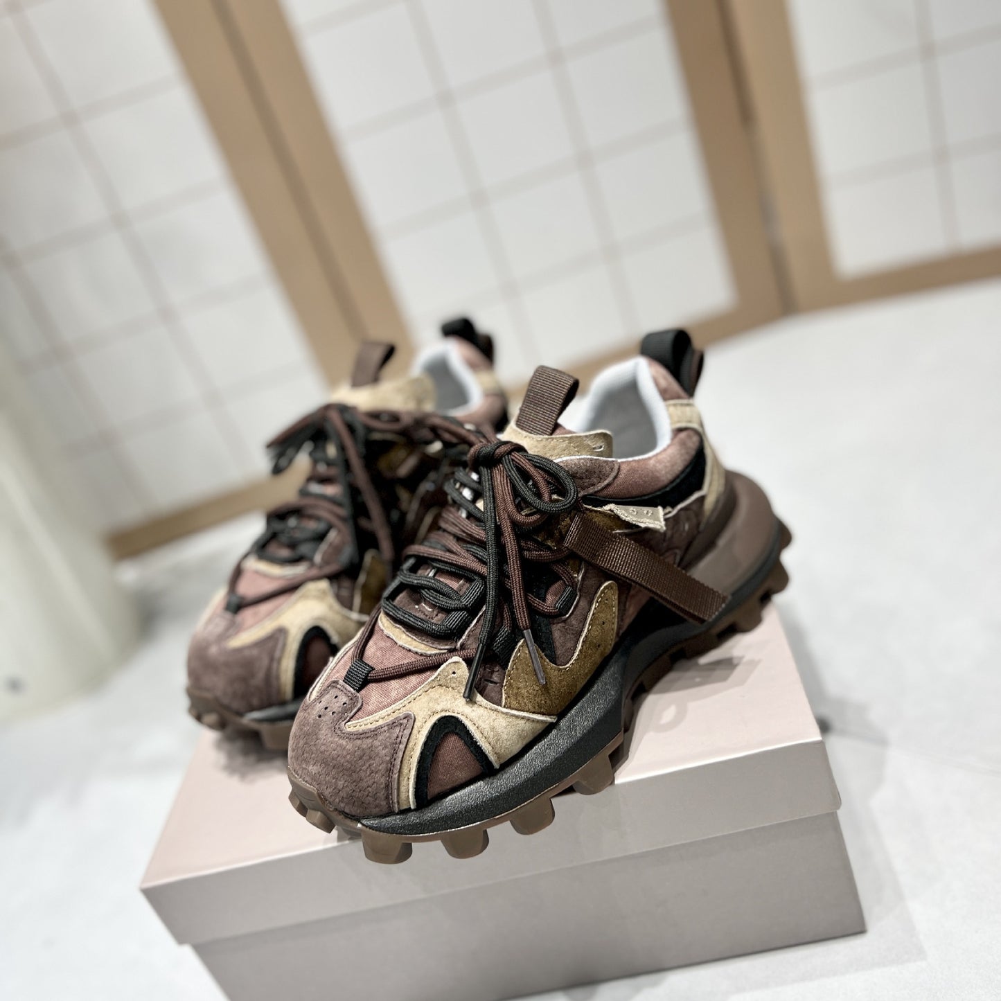 Natasha – Retro High Gloss Sports Shoes with Thick Soles