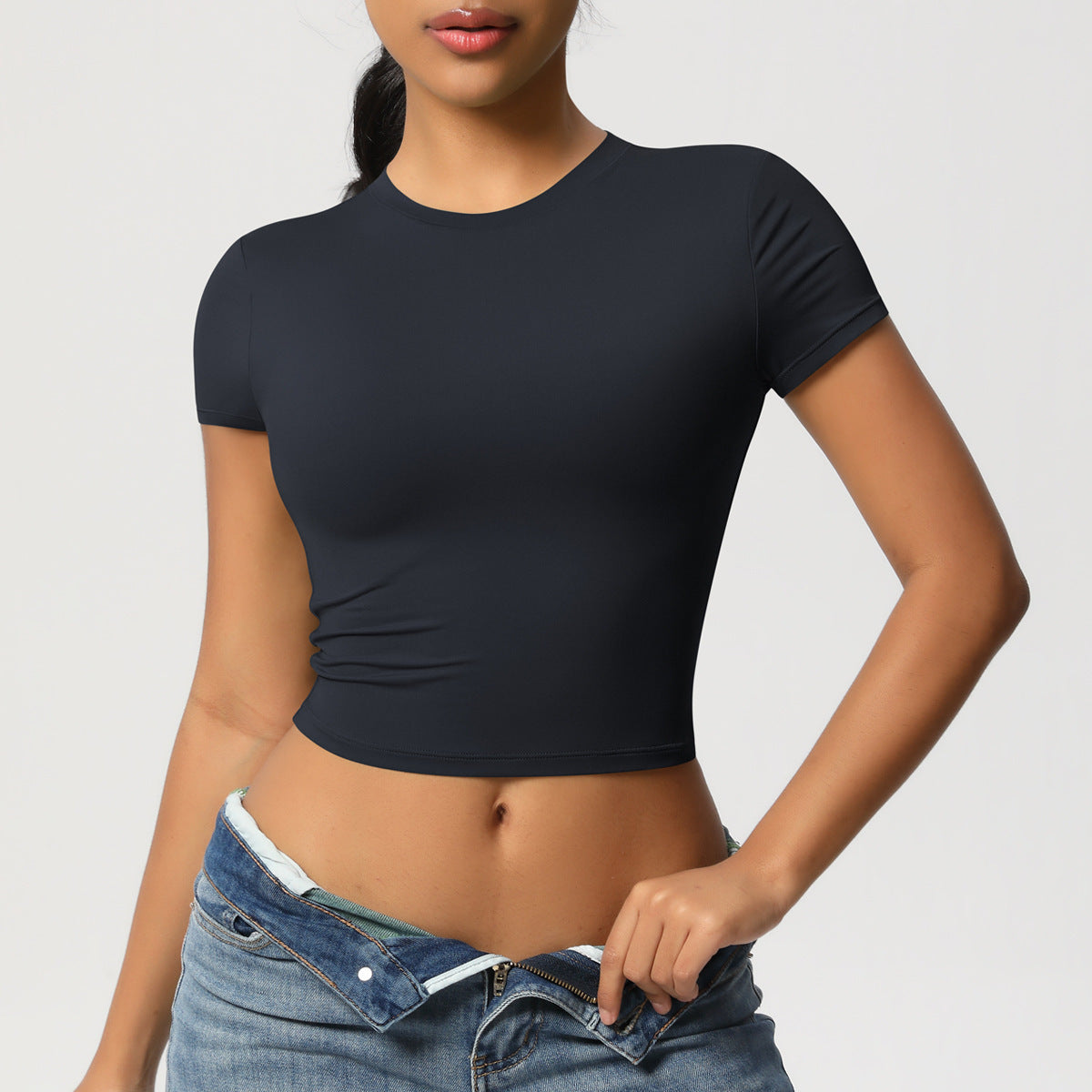 Mandy – Women's Quick-Drying Workout Top