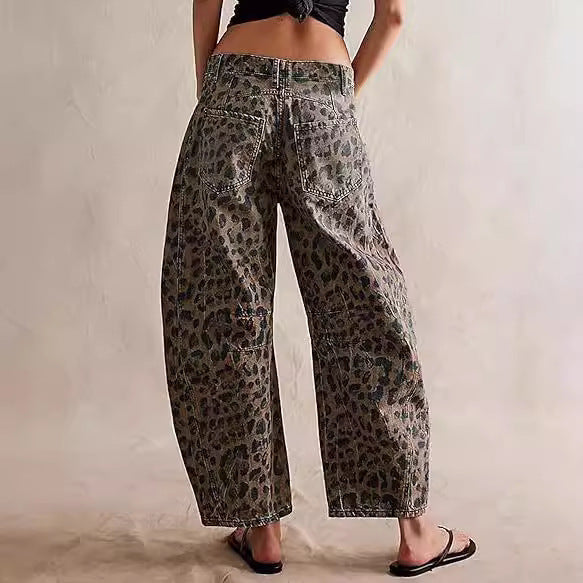 Ruby – Casual Loose Mid Waist Jeans