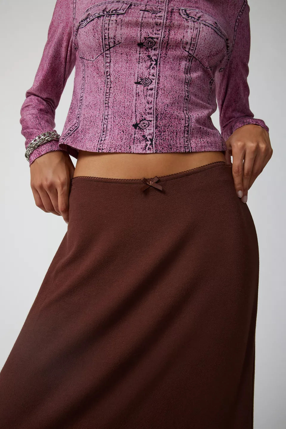 Jessica – Elegant Lace Midi Dress