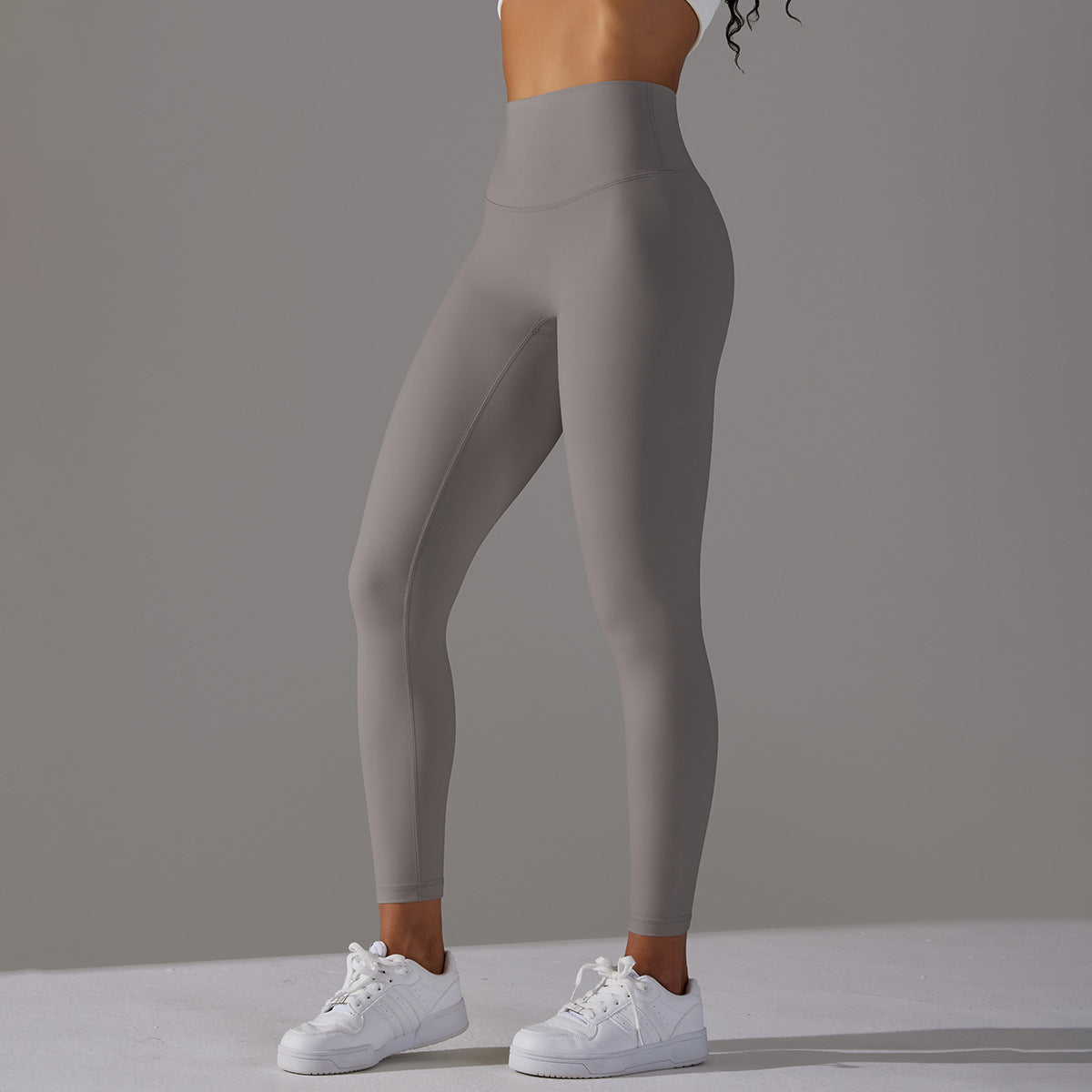 Hannah – Stylish Women's Yoga Pants