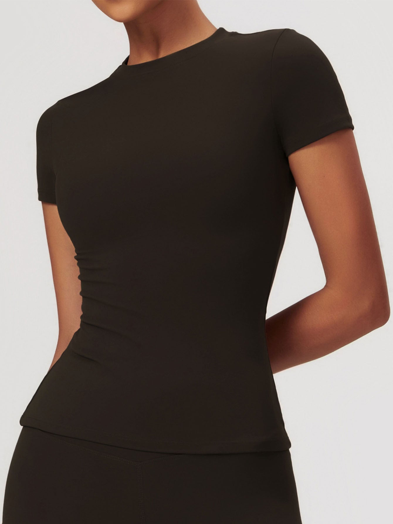 Jessica – Body-Hugging Short Dress