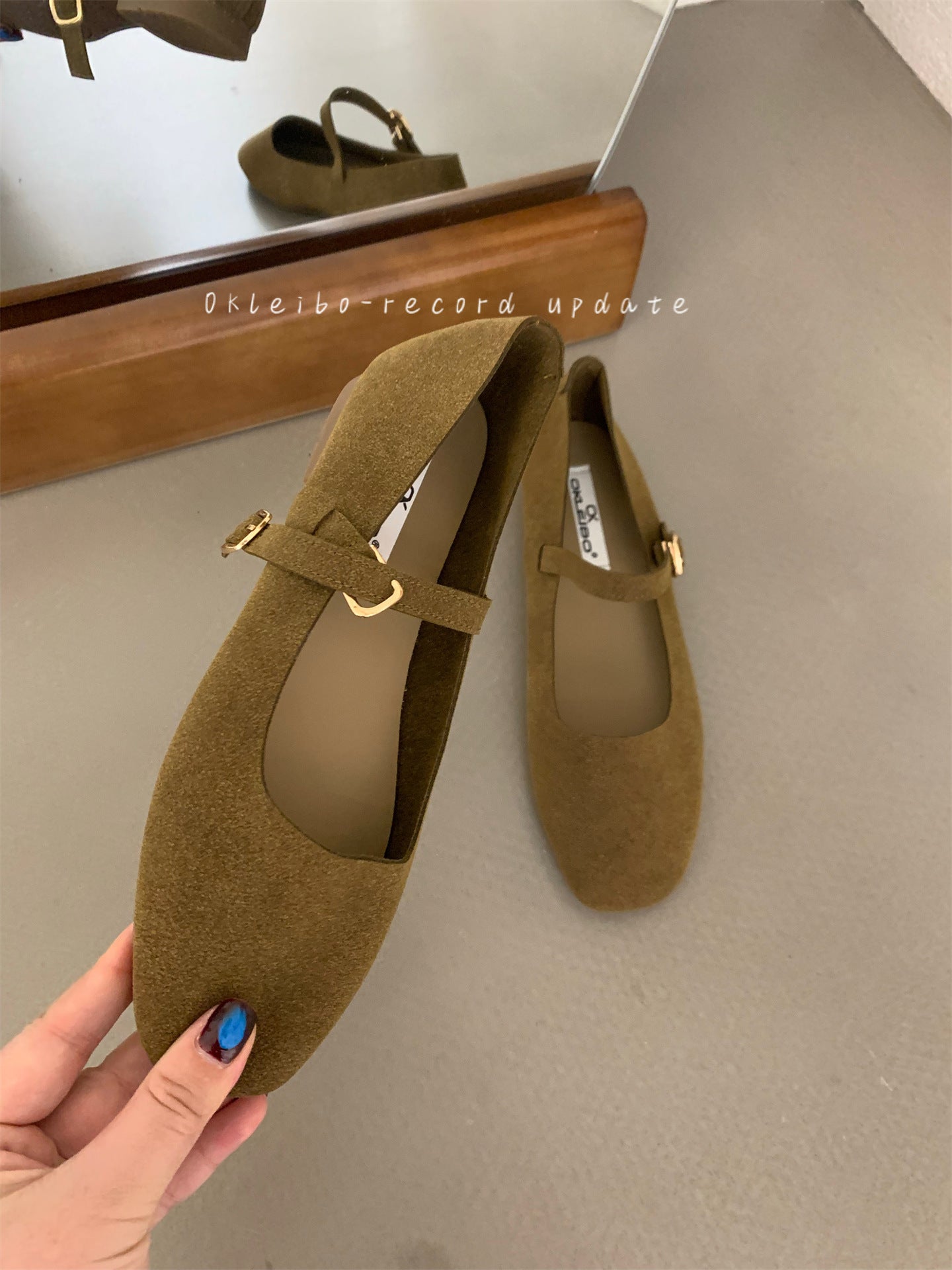Heidi – Comfortable Vegan Leather Flat Shoes