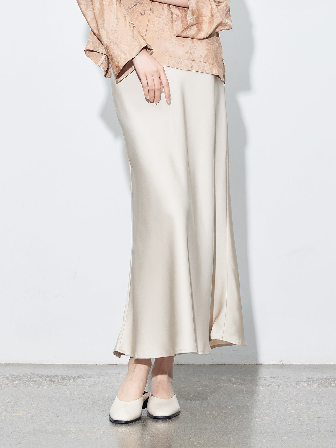 Rose – Glossy High-Waist Fishtail Skirt