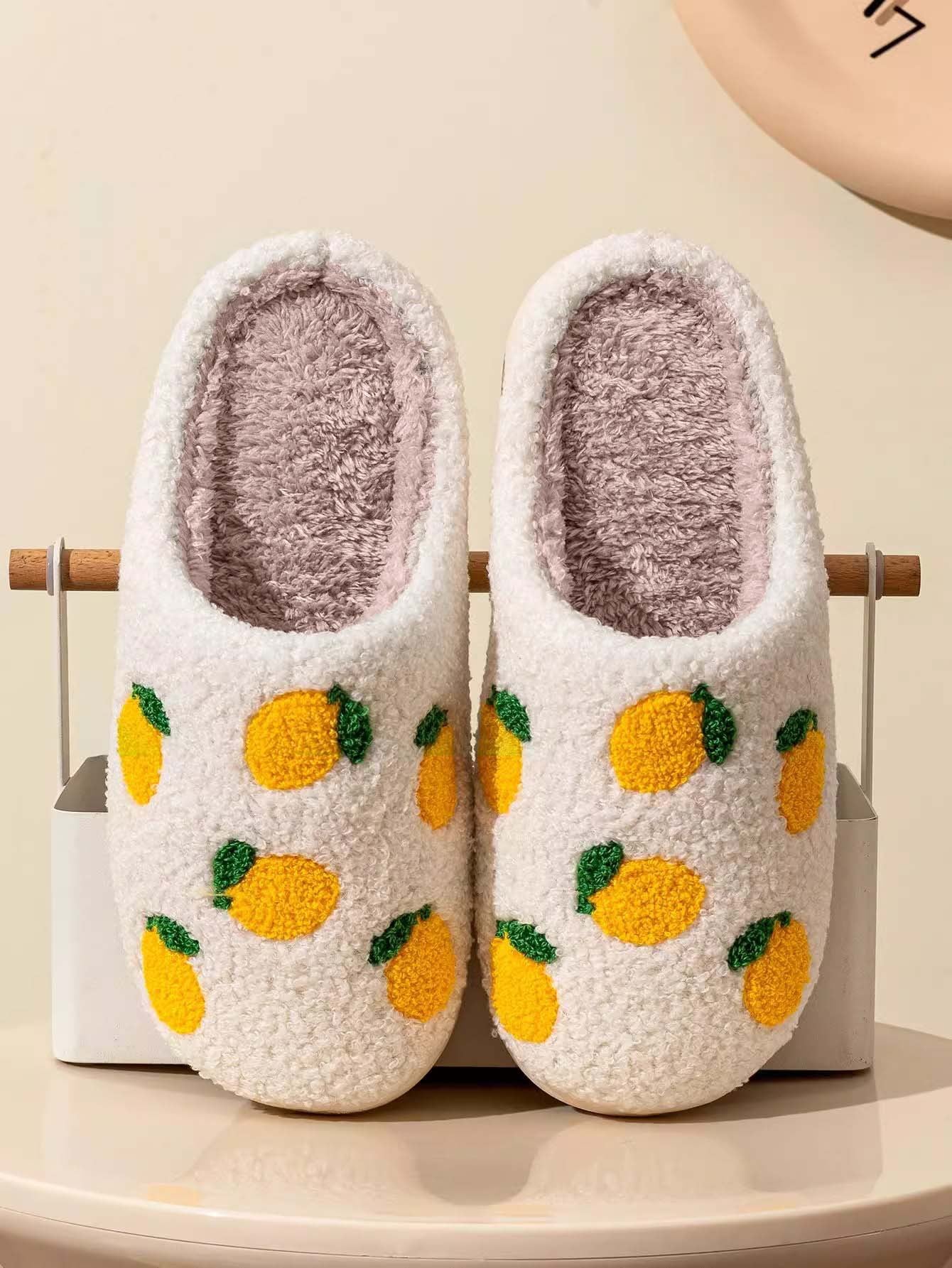 Lucy – Fruit Pattern Casual Slippers
