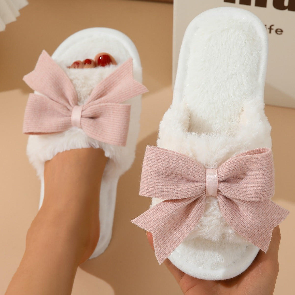 Janet – Cute Bow Non-Slip Winter Slippers