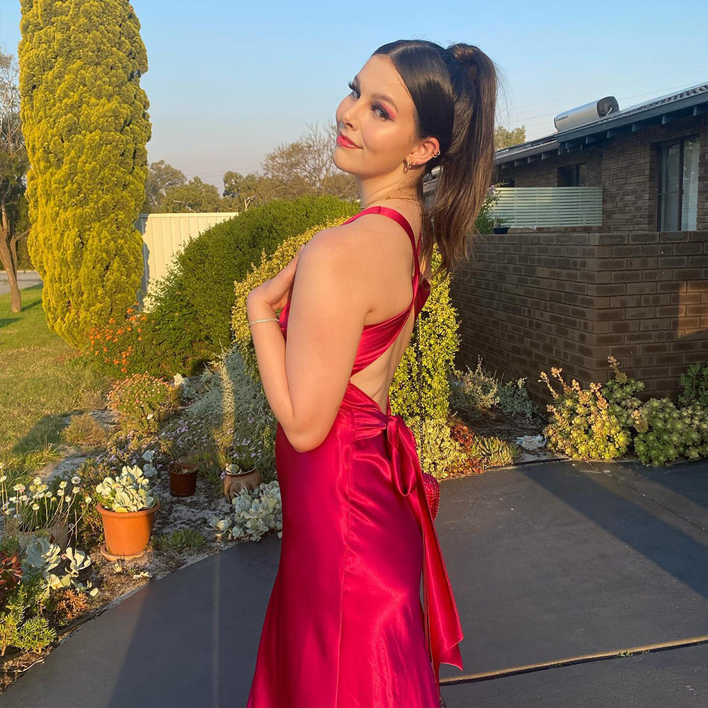 Samantha – Elegant Satin A-Line Dress