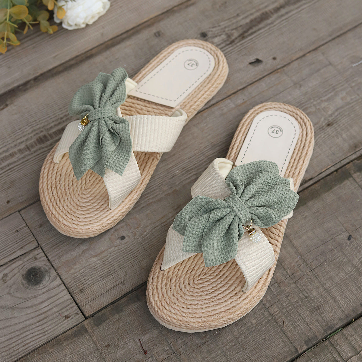 Catherine – Casual Flower Flat Slippers with Beads