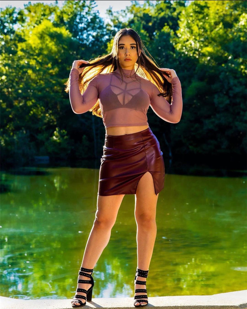Lydia – Zipper Vegan Leather Skirt