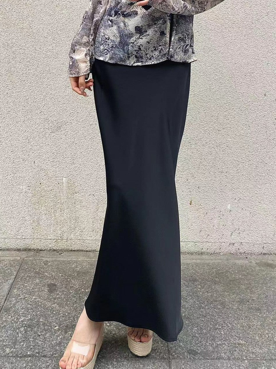 Rose – Glossy High-Waist Fishtail Skirt