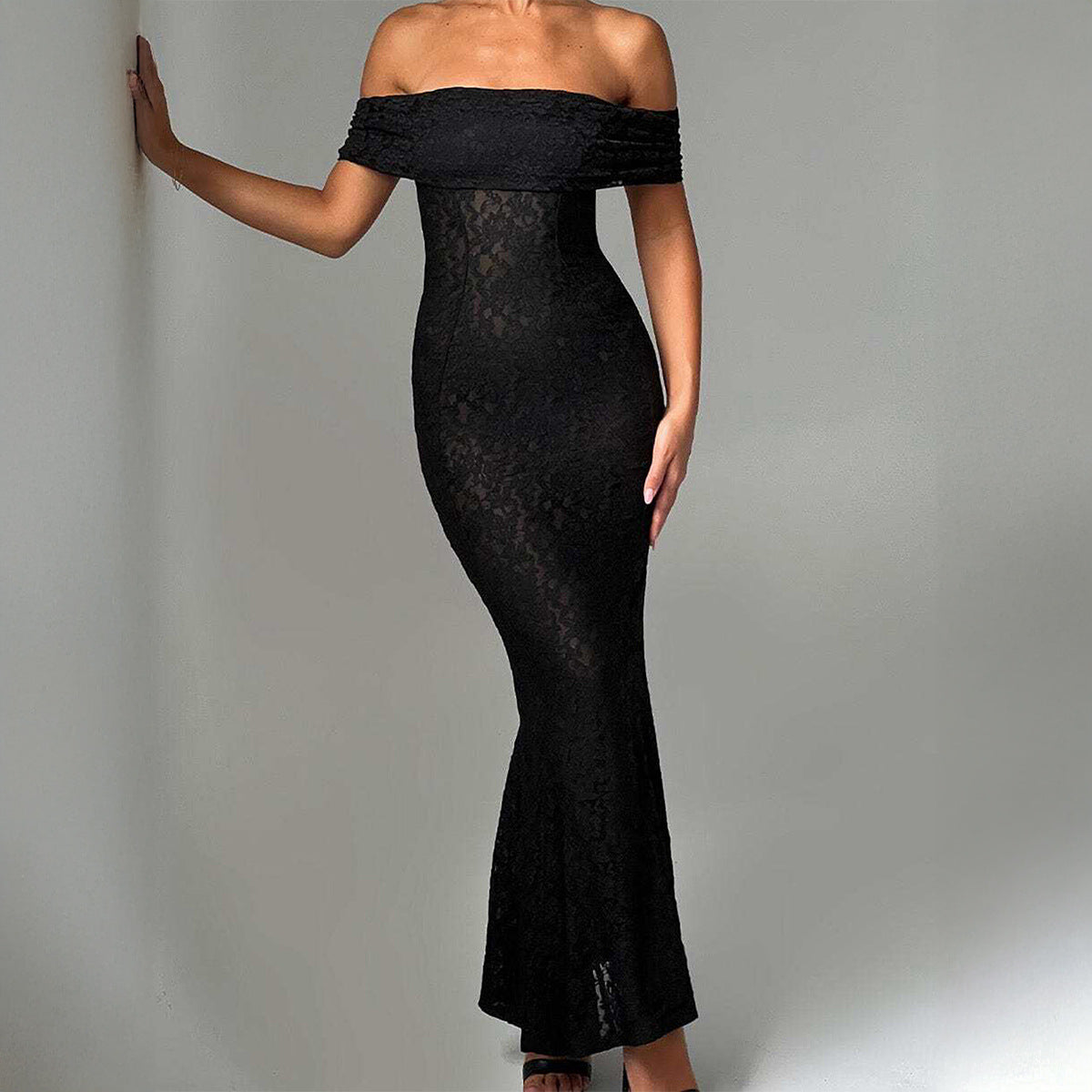 Sandra – See-through Hollow-out Tube Top Fishtail Dress