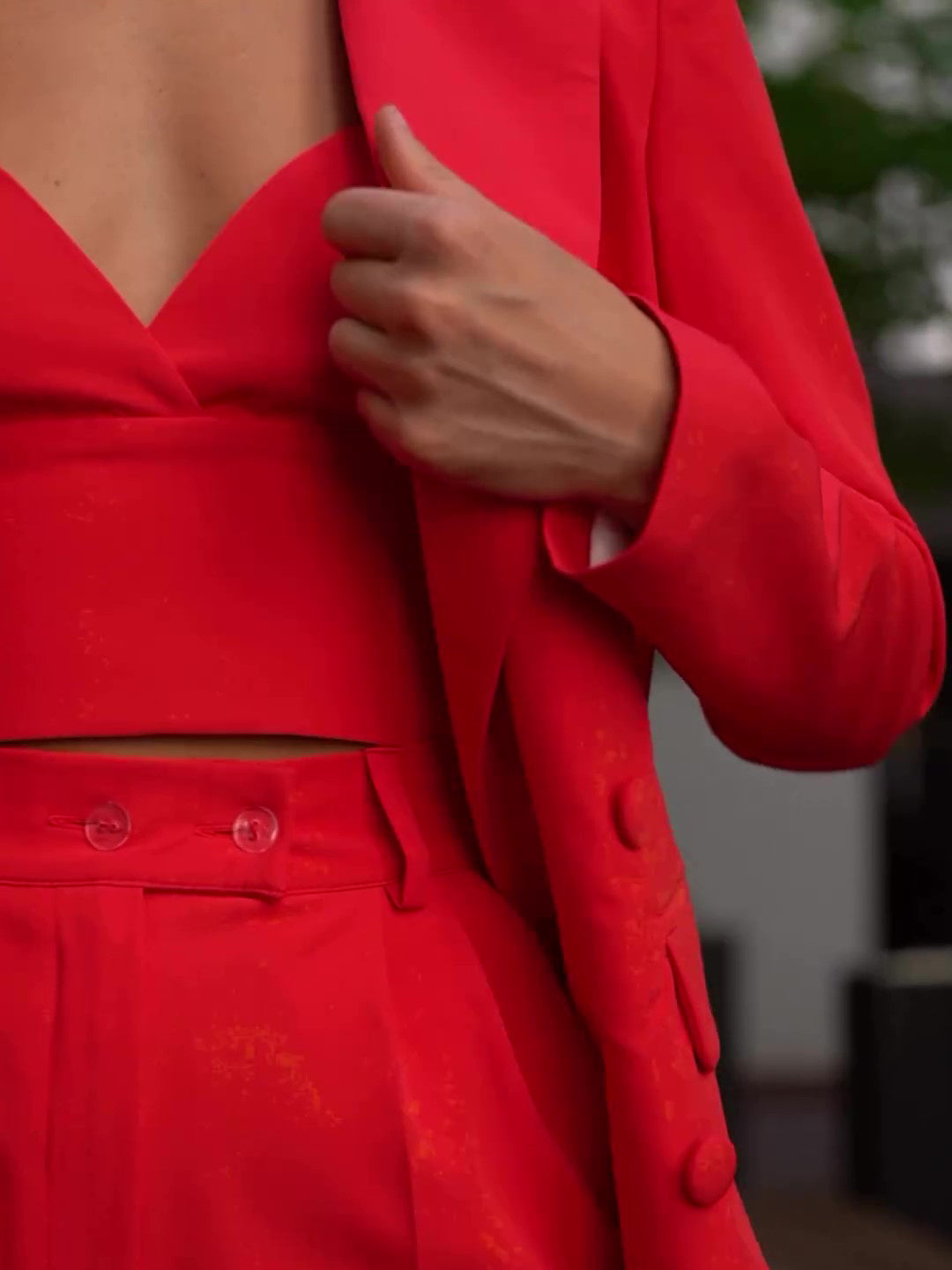 Tara – Elegant Three-piece Suit with Camisole and High-waisted Pants