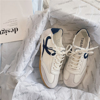 Andrea – Women's Classic Flat Sneakers