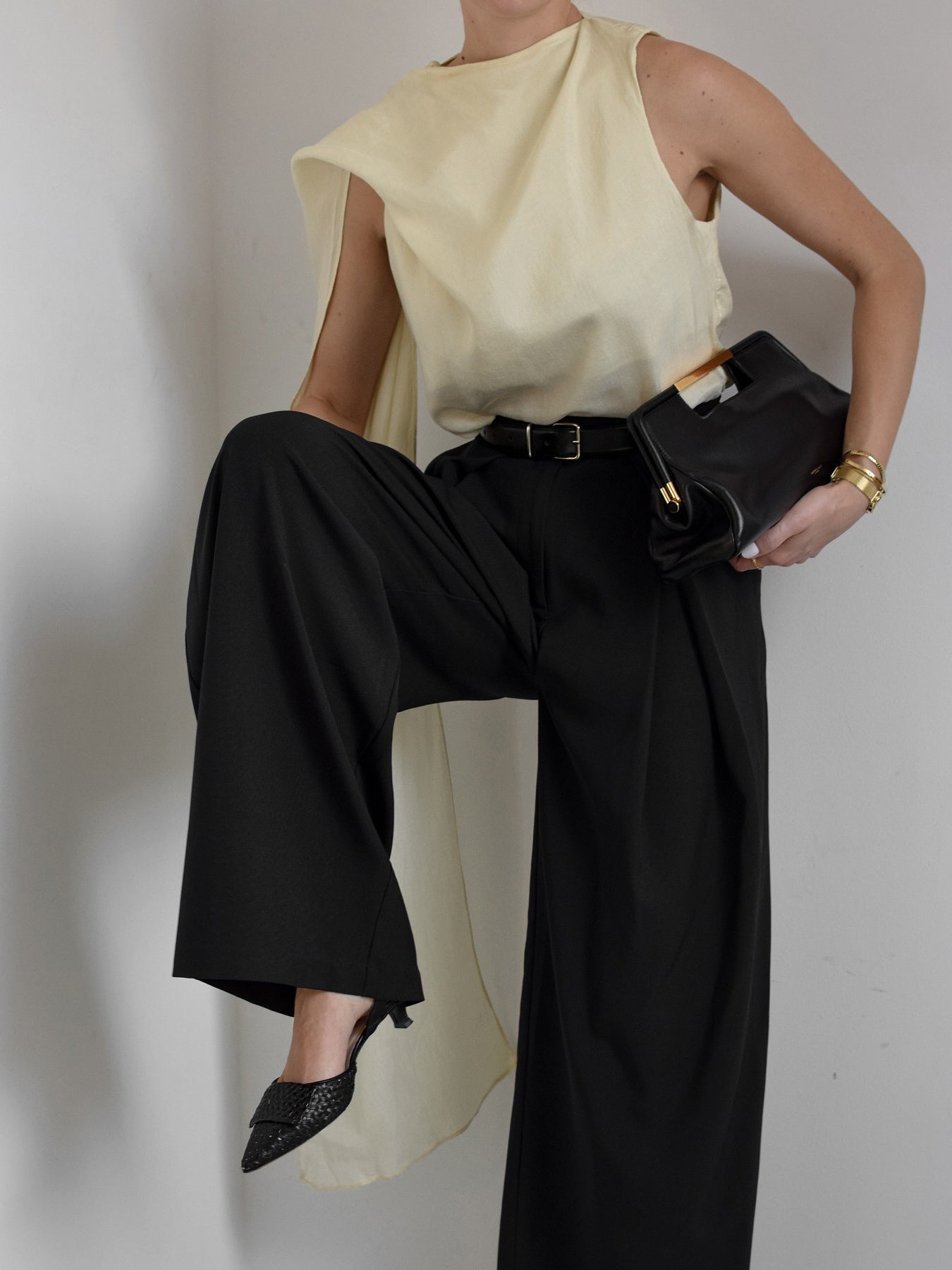 Rebecca – Elegant Sleeveless Tank Top