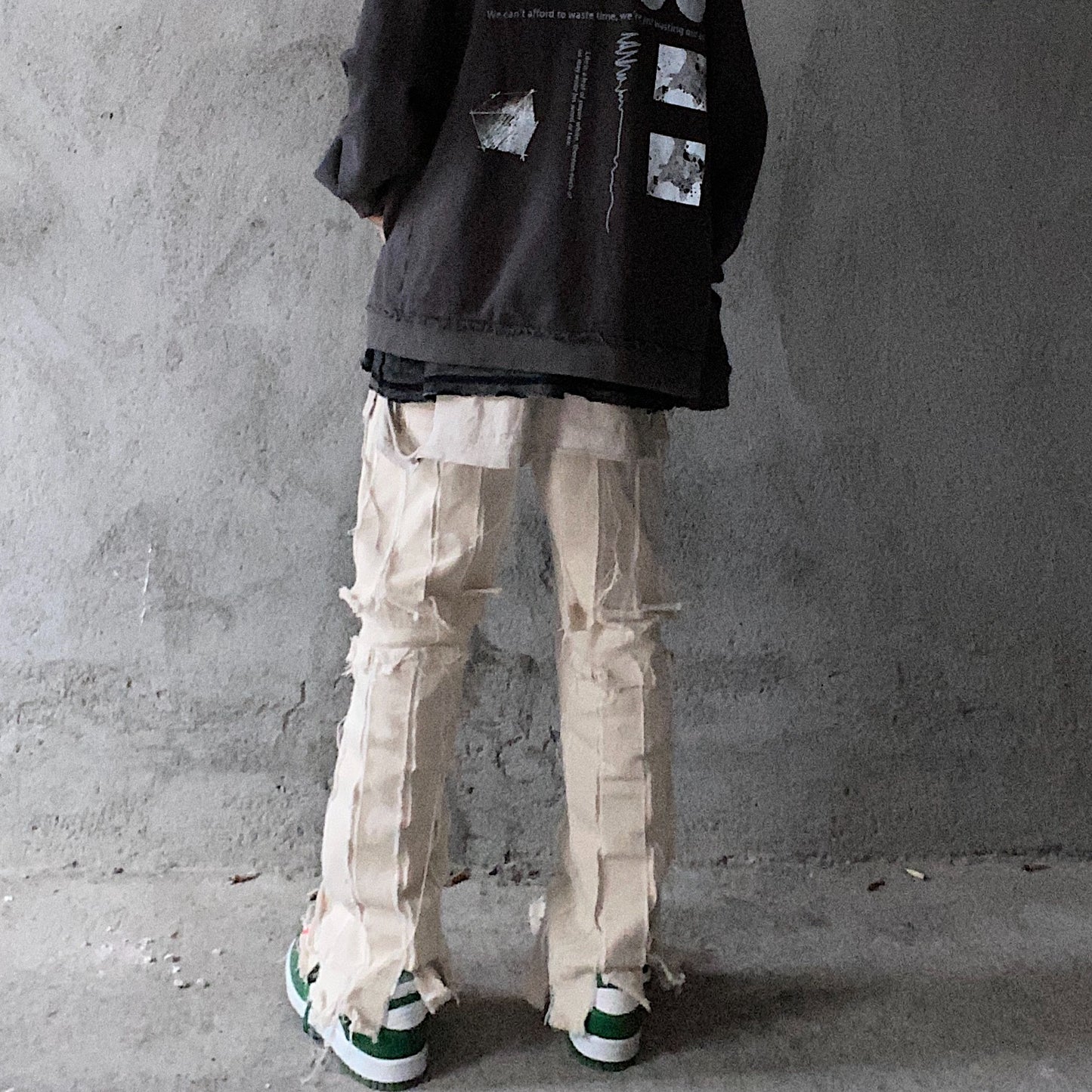 Lisa – Deconstructed Stitching Raw Edge Jeans