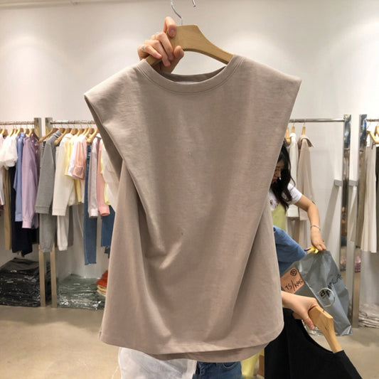 Elizabeth – Versatile Sleeveless Top