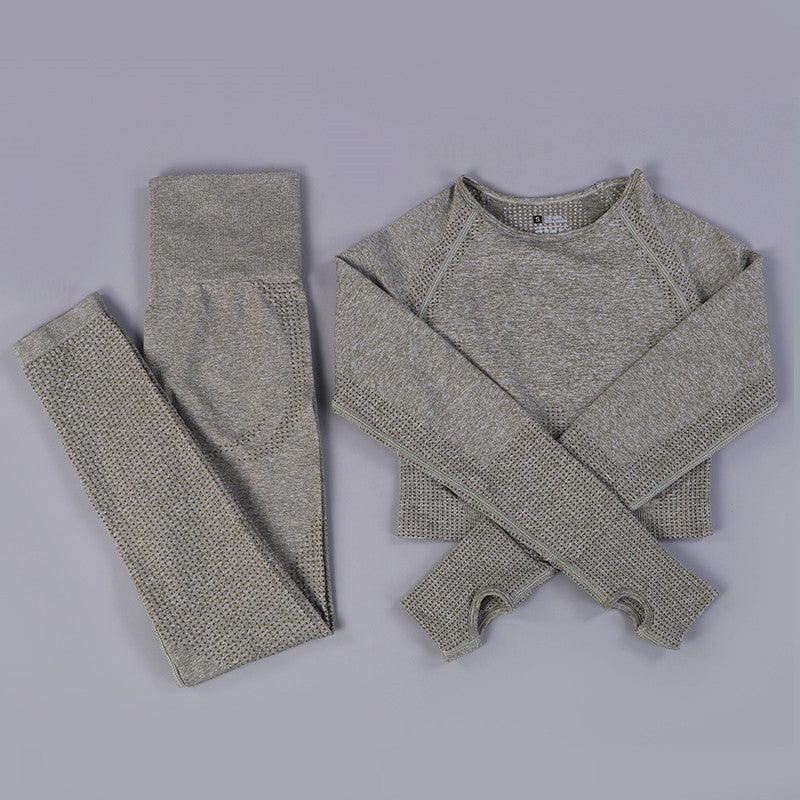 Marion – Seamless Yoga and Workout Suit