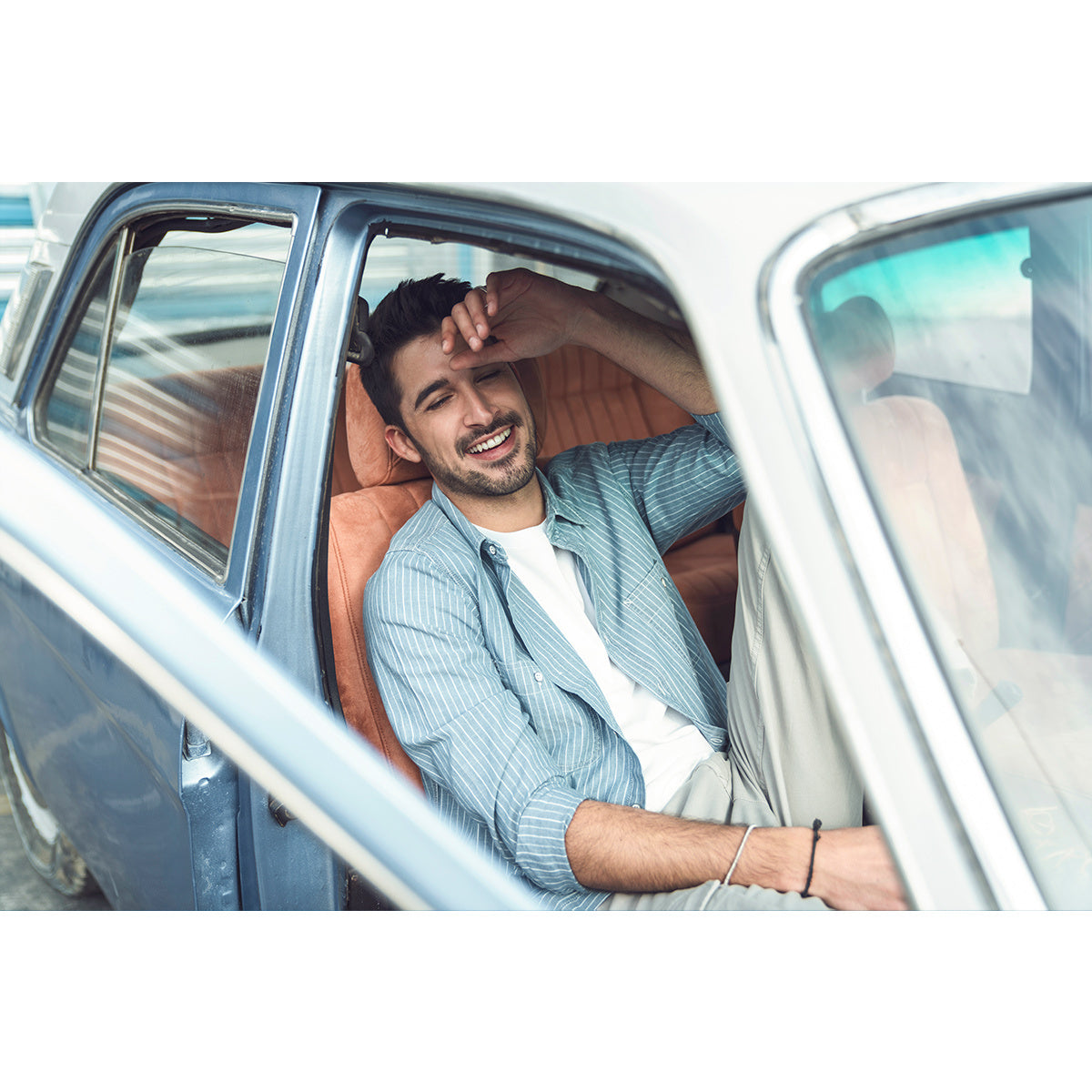 Richard – Casual Shirt with Blue Striped Design