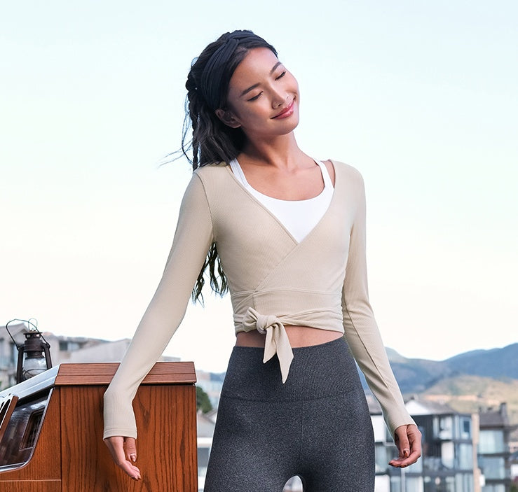 Oscar – Versatile Sportswear with Round Neck