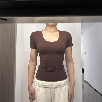 Adele – Women's Slim Fit Sports Top with U-Collar