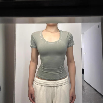 Adele – Women's Slim Fit Sports Top with U-Collar
