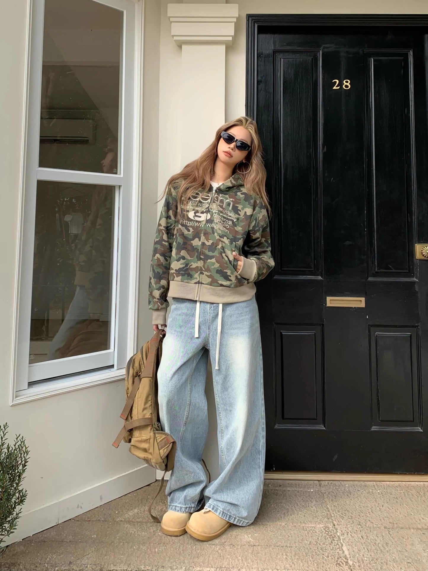 Ernest – Distressed Straight White Washed Jeans