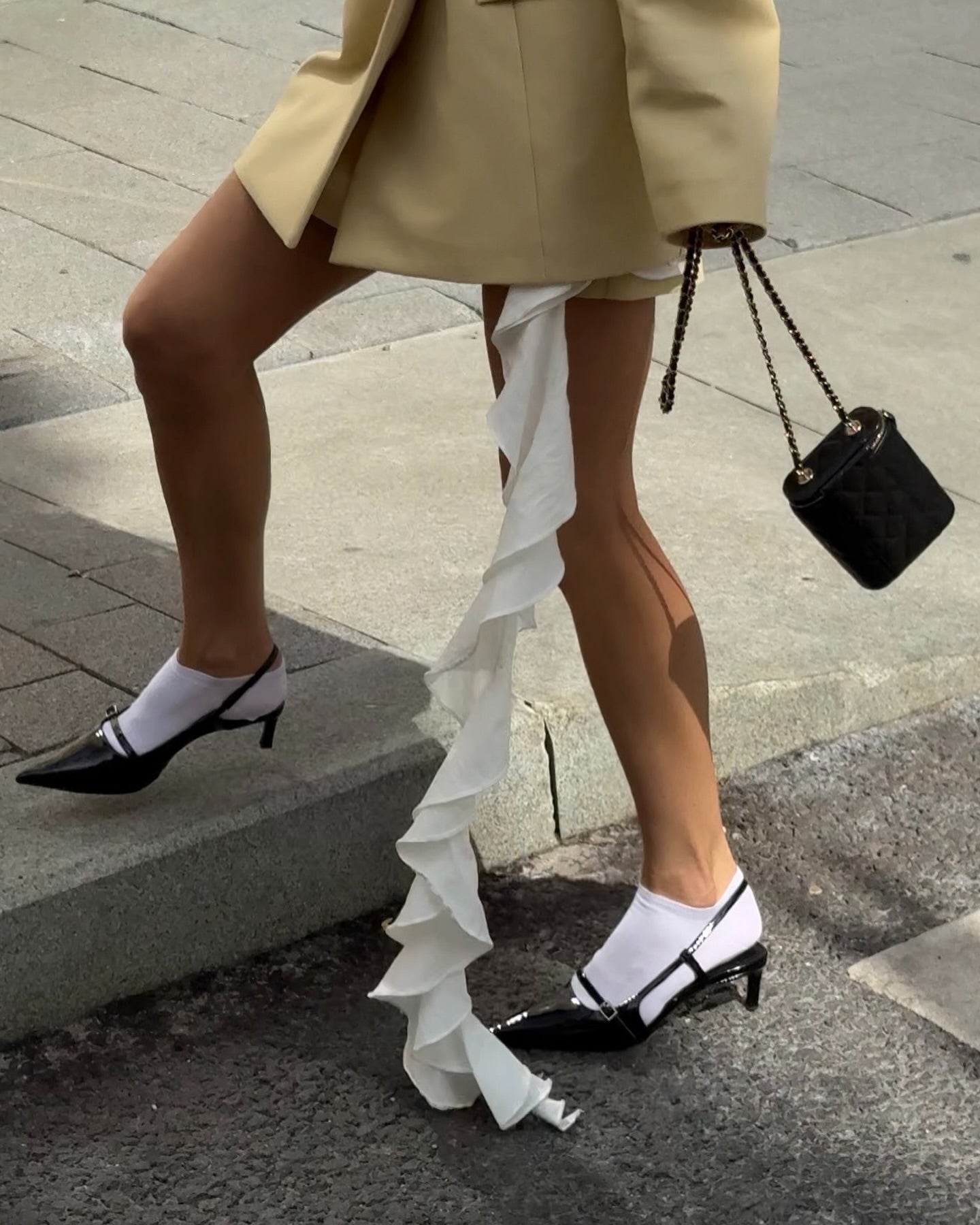 Francesca – Light Yellow Socialite Suit Jacket