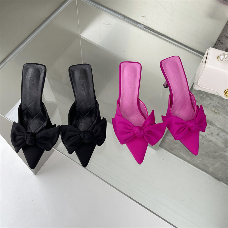 A New Style Of Large Heels And Small Bow Sandals