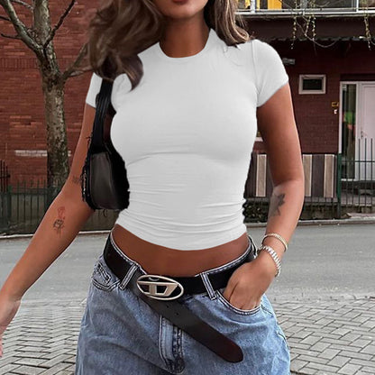 Carol – Slim Fit Midriff-Baring T-shirt