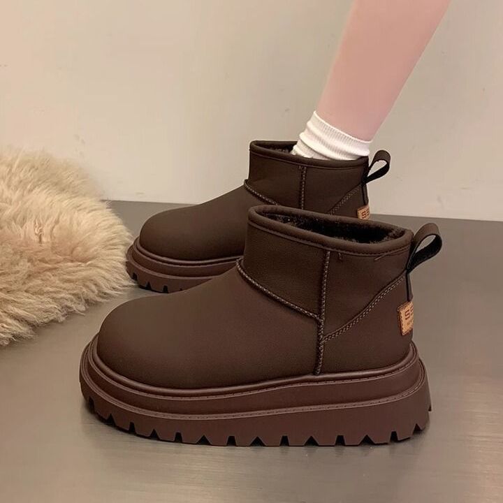 Emma – Fleece-Lined Vegan Leather Snow Boots