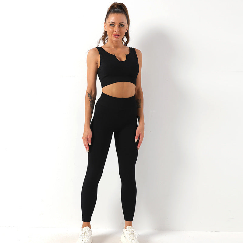 Wendy – Women's Yoga Sportswear Set with Bra and Hip Lift Trousers