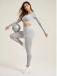 Elizabeth – Peach Hip Yoga Pants