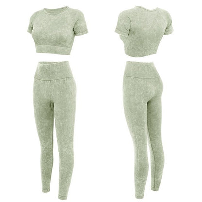 Elizabeth – Seamless Fashion Sportswear Outfit