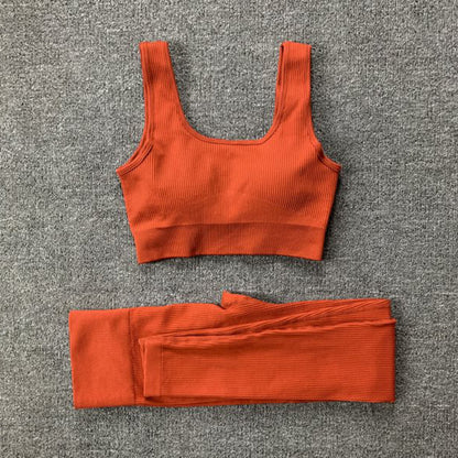 Nicola – Seamless Yoga Set with High Waist Leggings