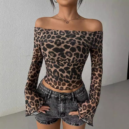 Pamela – Off-Shoulder Long Sleeve Leopard Print Top