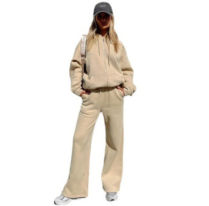 Jenny – Loose Hooded Sportswear Jogger Suit