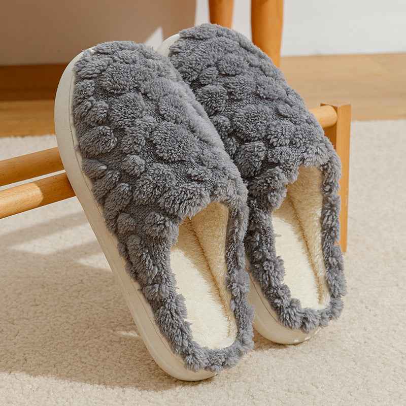 Joan – Cozy Unisex Plush Slippers
