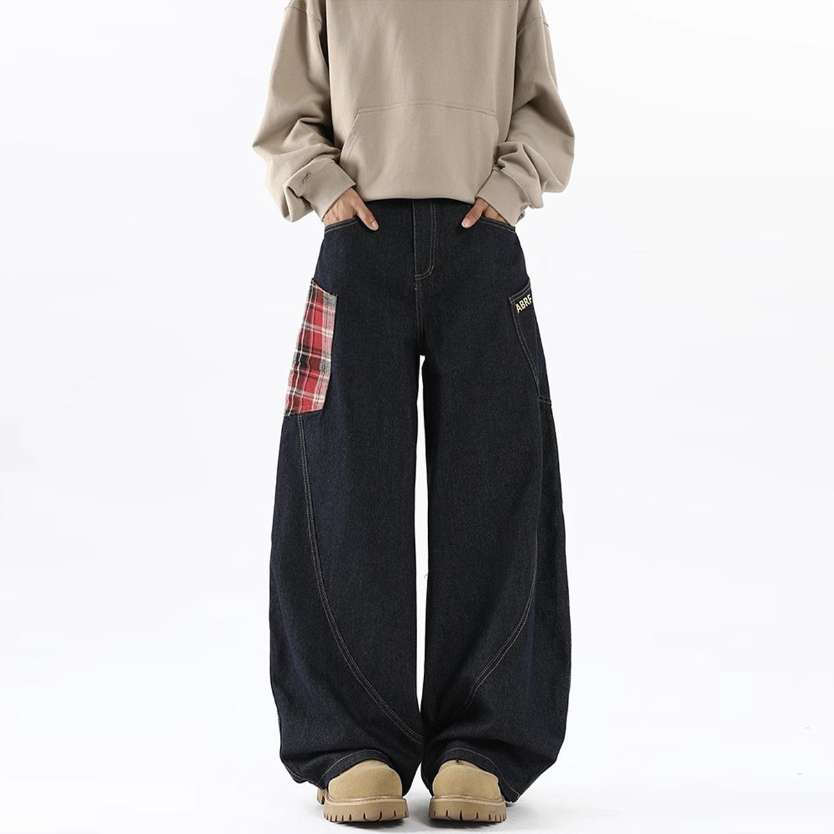 Kelvin – Retro Cargo Jeans with Large Pockets