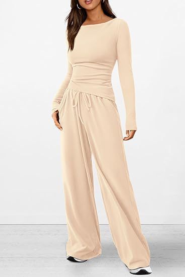 Lily – Asymmetric Long-Sleeved T-Shirt with Wide-Leg Pants