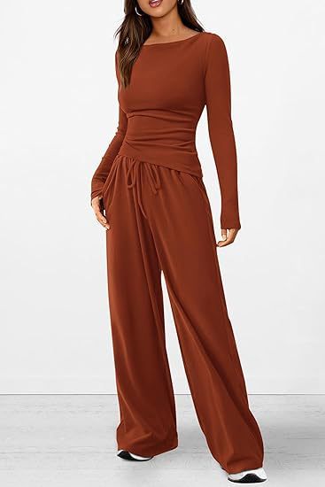 Lily – Asymmetric Long-Sleeved T-Shirt with Wide-Leg Pants