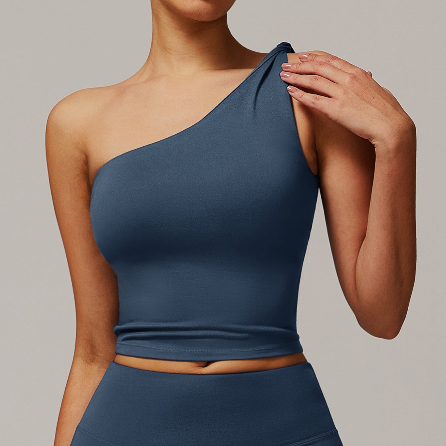Diana – Casual Running Vest with Waist Shaping