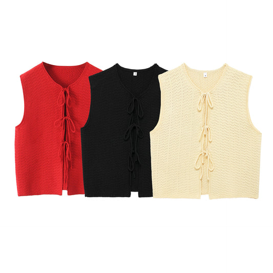 Betty – Artistic Retro Knitted Vest