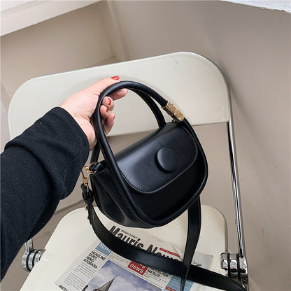 Nicola – Trendy Vegan Leather Handbag