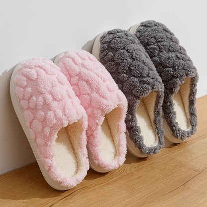 Joan – Cozy Unisex Plush Slippers