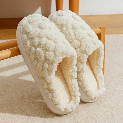 Joan – Cozy Unisex Plush Slippers
