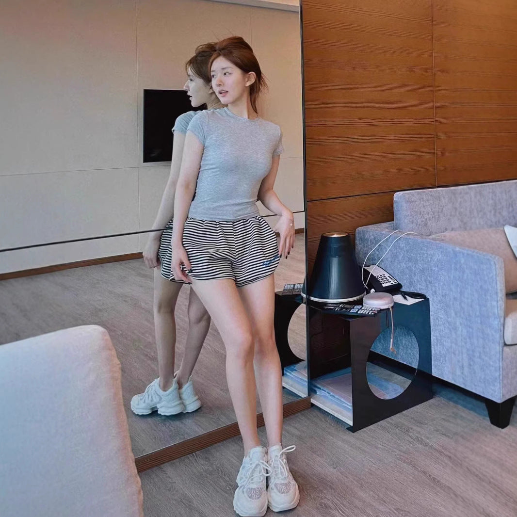 Kathryn – Slim Fit Pullover Top