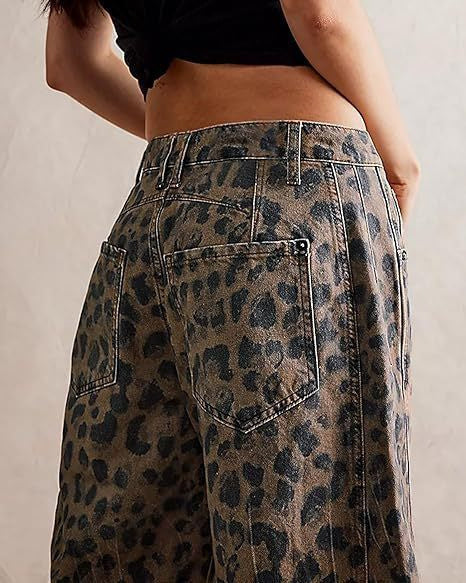 Ruby – Casual Loose Mid Waist Jeans